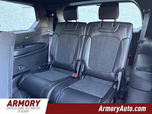 2027 Jeep Grand Cherokee L Laredo Altitude