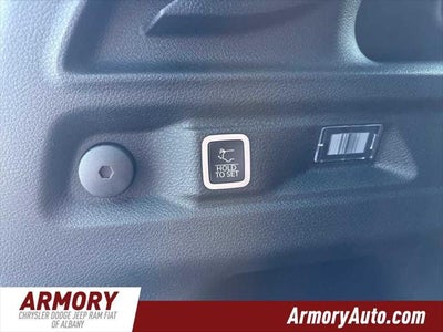 2027 Jeep Grand Cherokee L Laredo Altitude