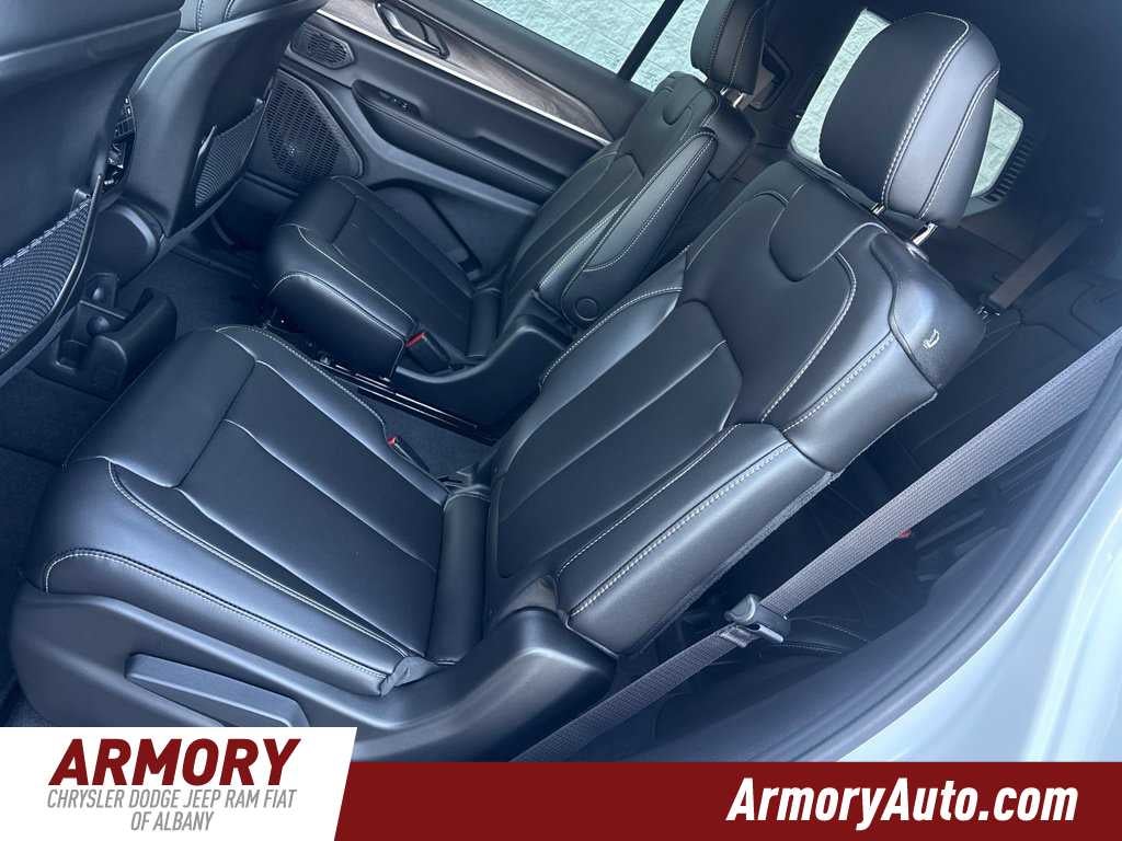 2027 Jeep Grand Cherokee L Limited