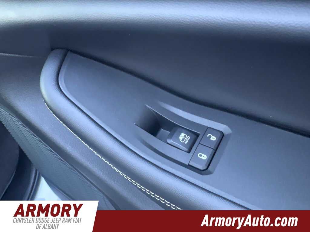 2027 Jeep Grand Cherokee L Limited