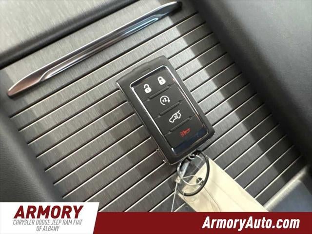 2026 Jeep Grand Wagoneer Limited Altitude