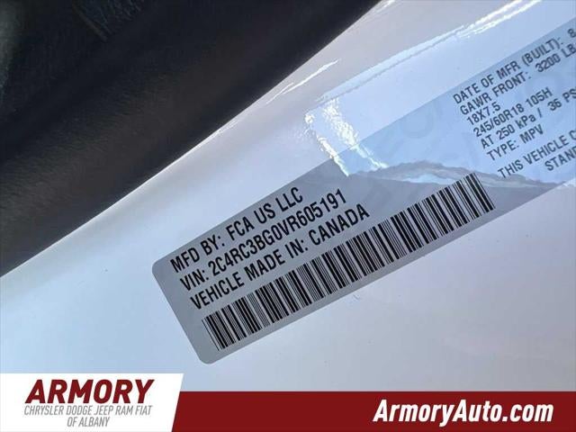 2027 Chrysler Pacifica Select